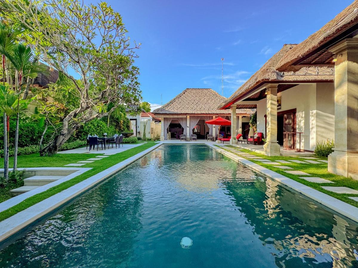 Villa Bugis Abimanyu Seminyak ภายนอก รูปภาพ