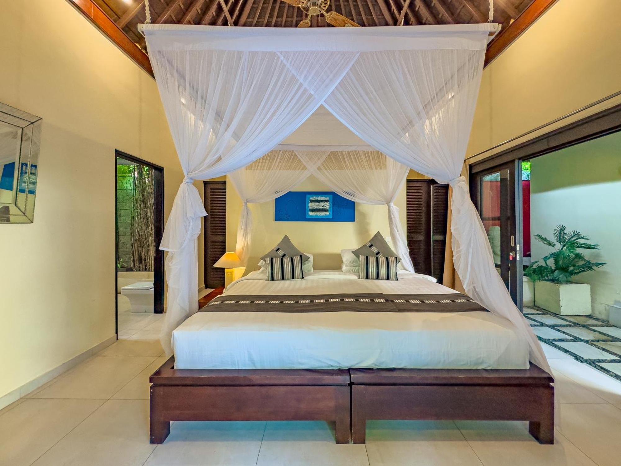 Villa Bugis Abimanyu Seminyak ห้อง รูปภาพ