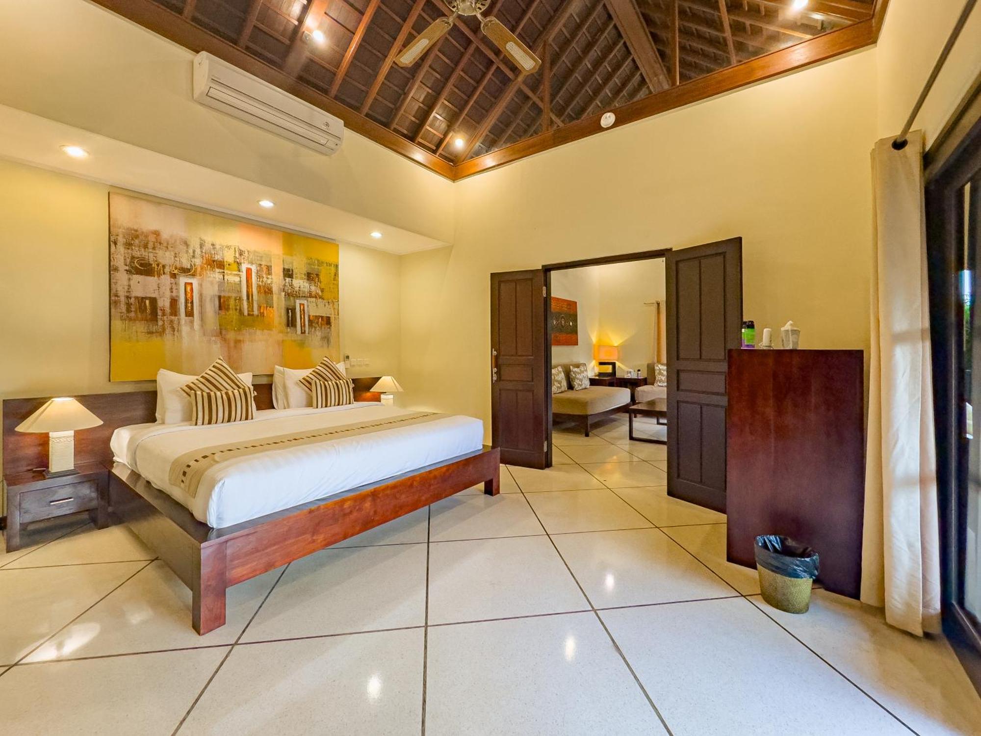 Villa Bugis Abimanyu Seminyak ห้อง รูปภาพ