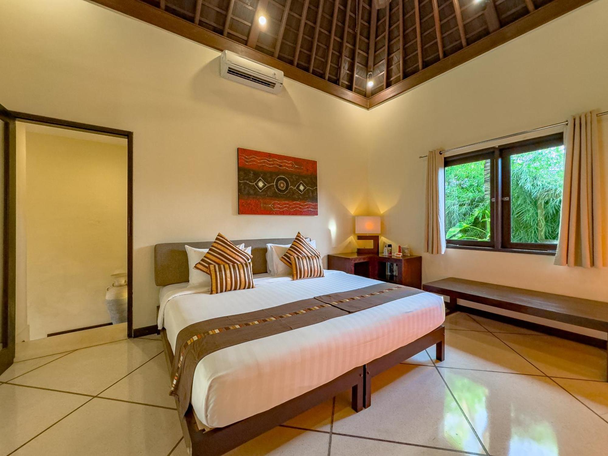 Villa Bugis Abimanyu Seminyak ภายนอก รูปภาพ