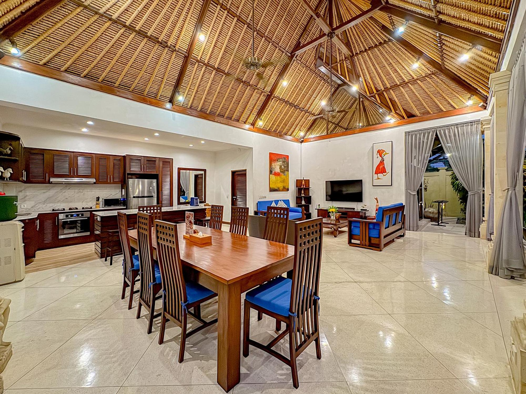 Villa Bugis Abimanyu Seminyak ห้อง รูปภาพ